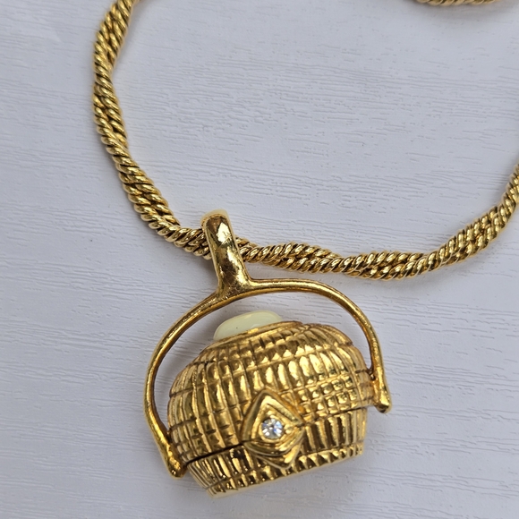 14k Nantucket Basket Pendant With Chain